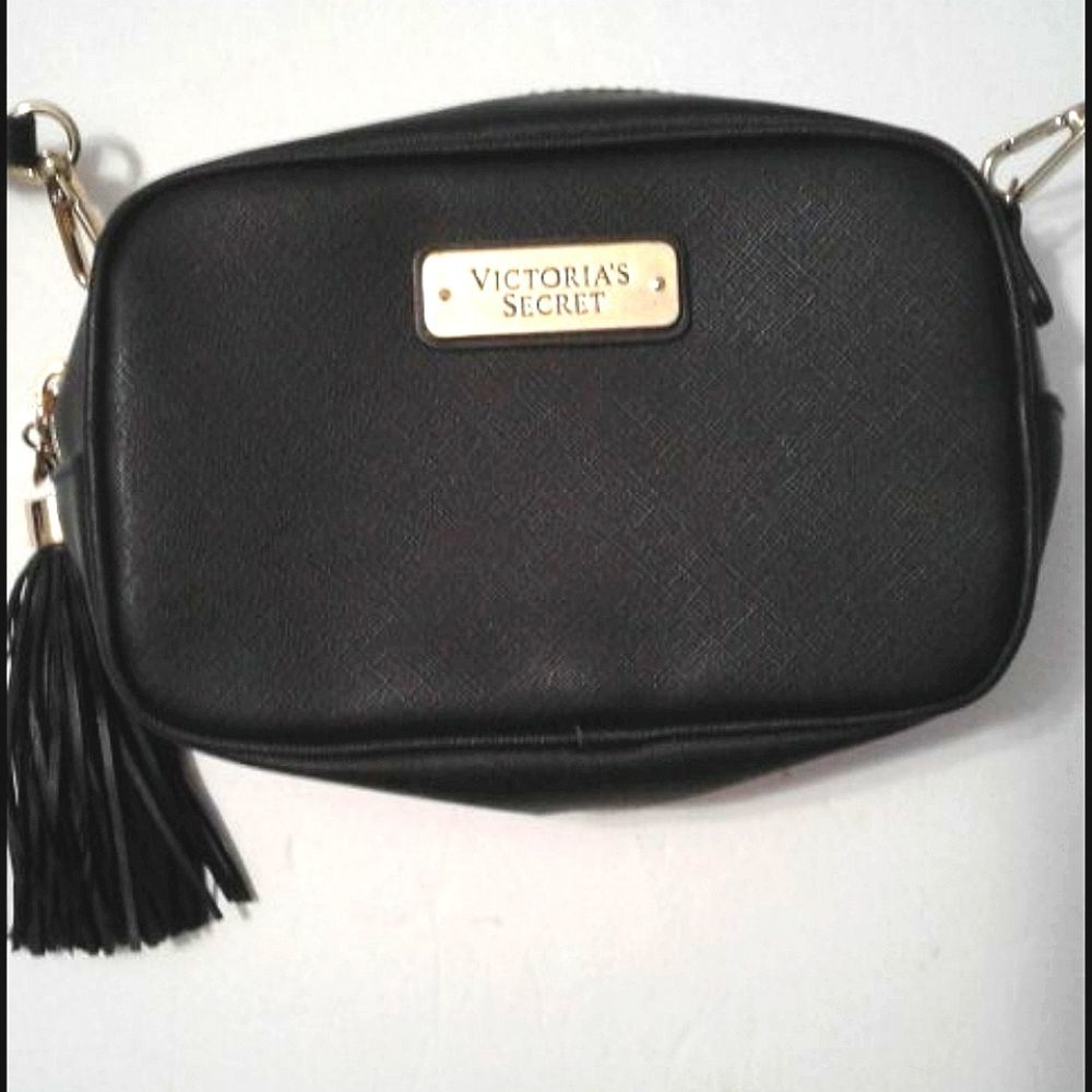 NWOT Victoria's Secret Minimalist Classic Chic Black Mini Crossbody Bag